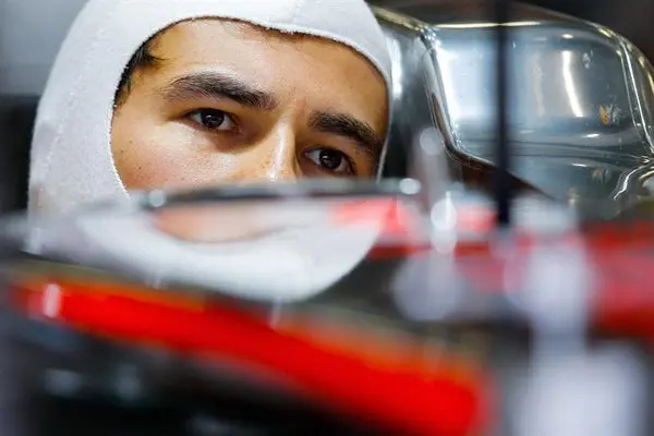 'Es frustrante cuando lo das todo y quedas fuera': Checo Pérez