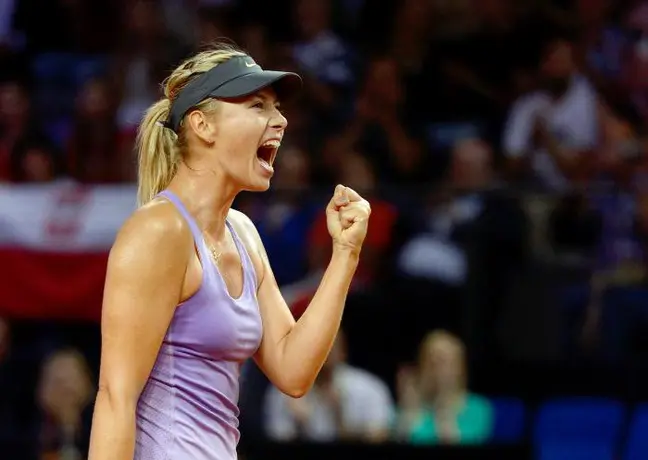 Sharapova avanza a 'Semis' en Stuttgartt