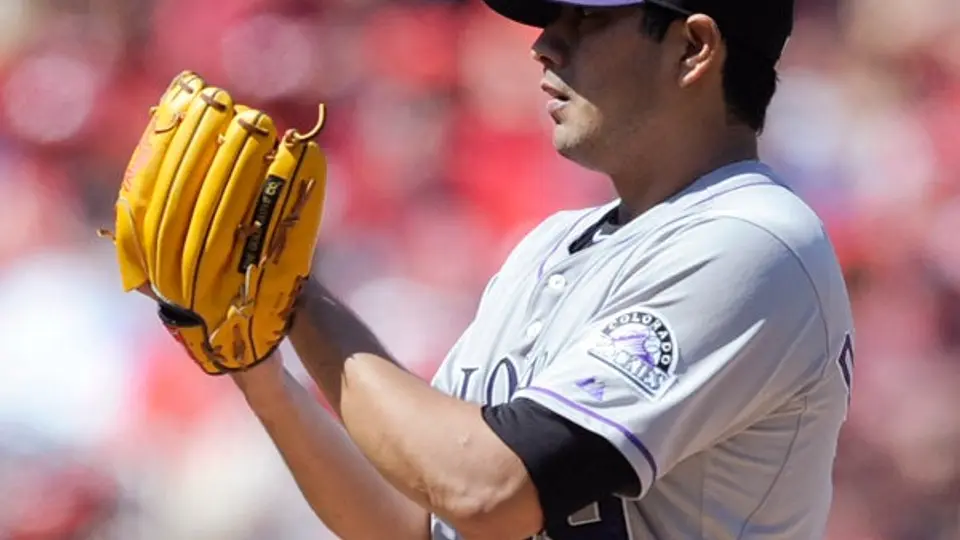 Jorge de la Rosa vuelve a ganar con Rockies