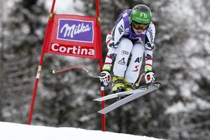 Maria Hoefl-Riesch venció en Italia a Weirather y a Schmidhofer