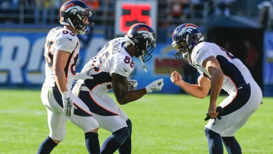Broncos implanta récords aéreos en NFL