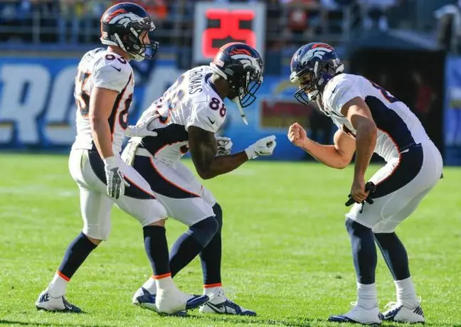 Broncos implanta récords aéreos en NFL