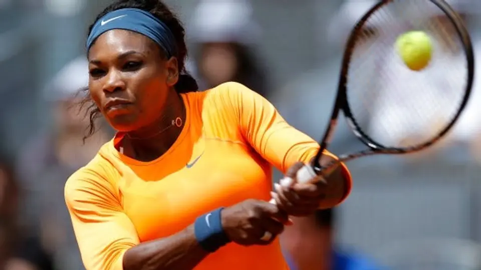 Serena Williams triunfa en su arranque en Madrid