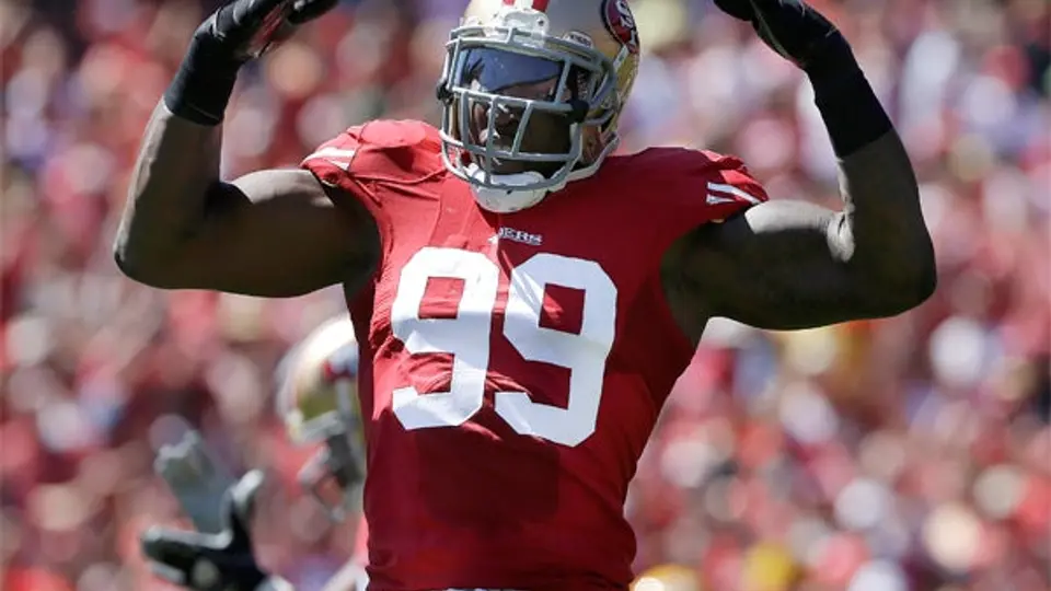 Aldon Smith, detenido por conducir ebrio y portar marihuana