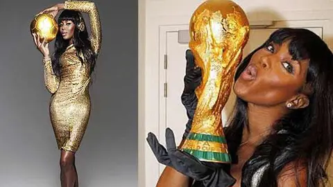 Naomi Campbell posa como la Copa del Mundo