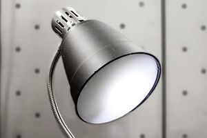 Conversnitch, la lámpara espía