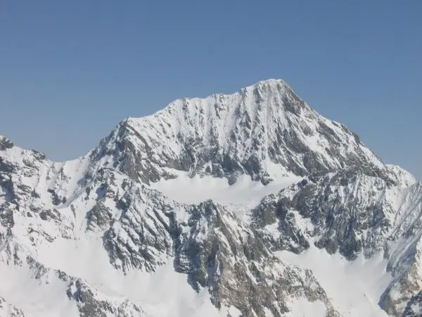Montañistas mueren en los Alpes italianos