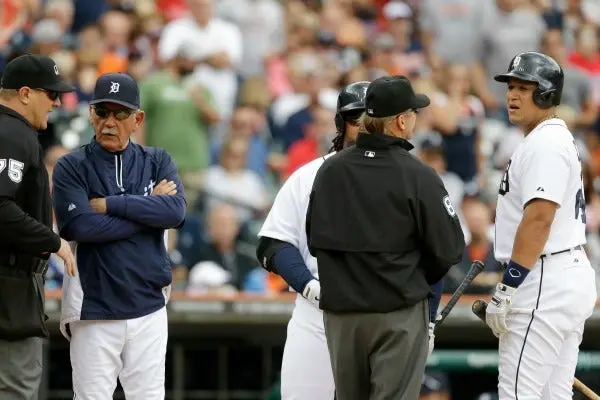 Miguel Cabrera, expulsado durante partido contra Filadelfia