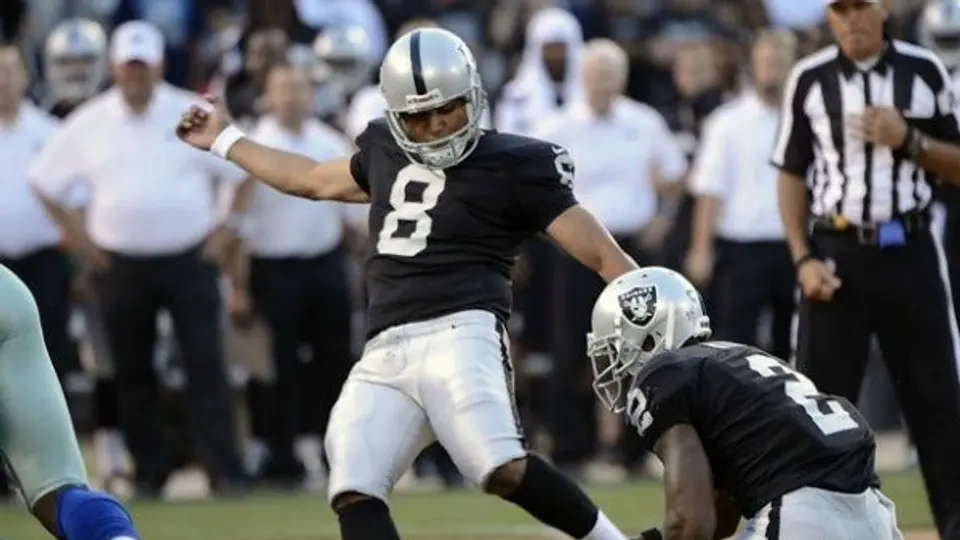 Eddy Carmona queda fuera de los Raiders
