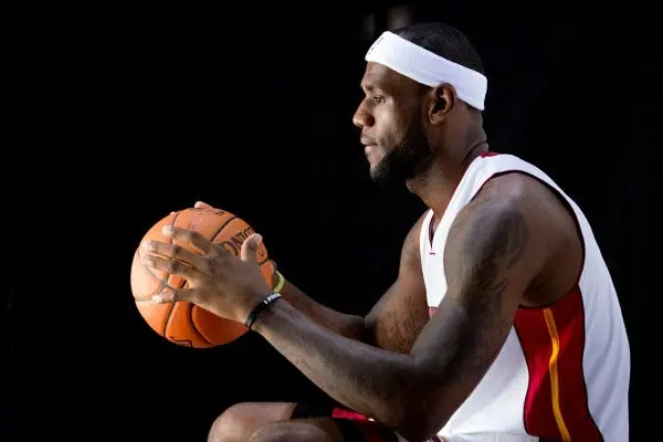 LeBron quiere ser el mejor de todos los tiempos