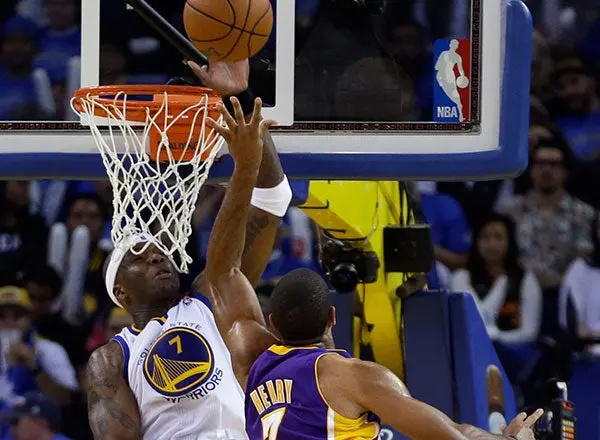 Golden State devuelve a la realidad a los Lakers