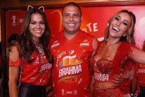 Ex de Neymar disfrutó el carnaval junto a Ronaldo