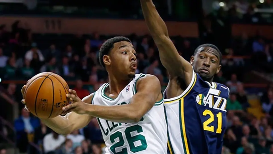 Celtics consigue su primer triunfo de la temporada