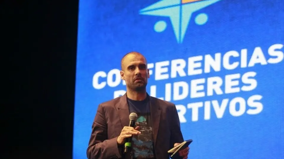 'No se debe intentar cambiar a un jugador': Guardiola