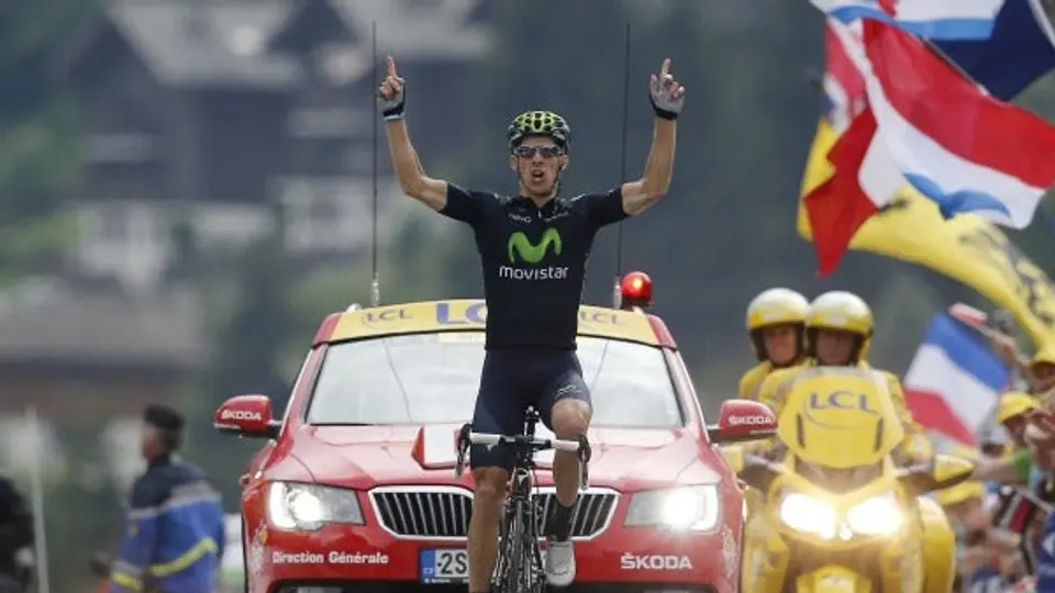 Costa repite triunfo en el Tour, Froome sigue como líder