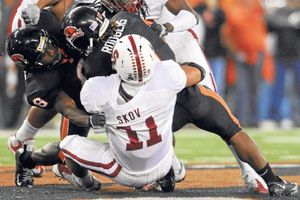 Shayne Skov se decepcionó del futbol