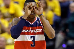 Wizards se lleva el primero contra Pacers