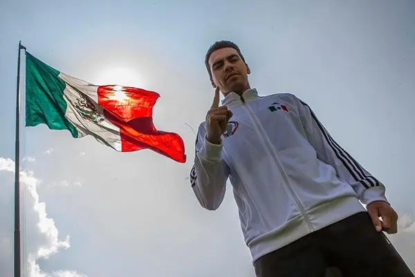 'Mi familia, la causante de mi título mundial': Uriel Adriano