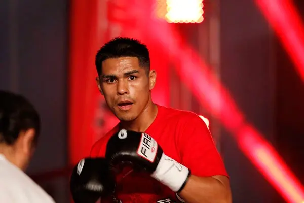Muere el boxeador Frankie Leal