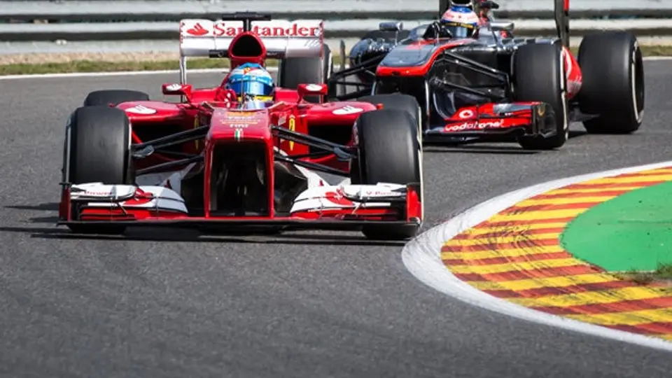 'Me encanta Ferrari y me quedaré hasta mi retiro': Alonso