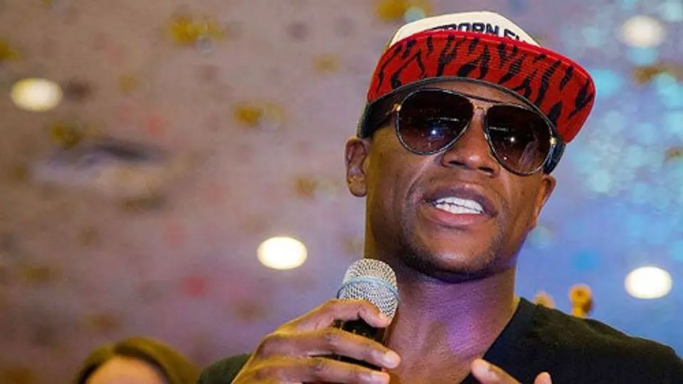 'La pelea contra Canelo va a ser increíble': Mayweather