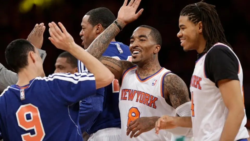 Knicks vence a Celtics y pone la serie 2-0