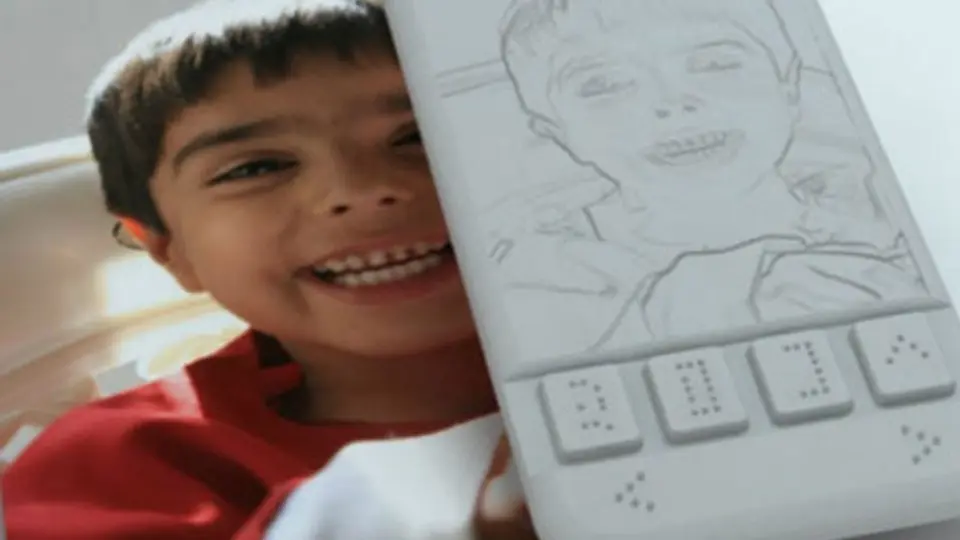 En la India desarrollan smartphone para invidentes
