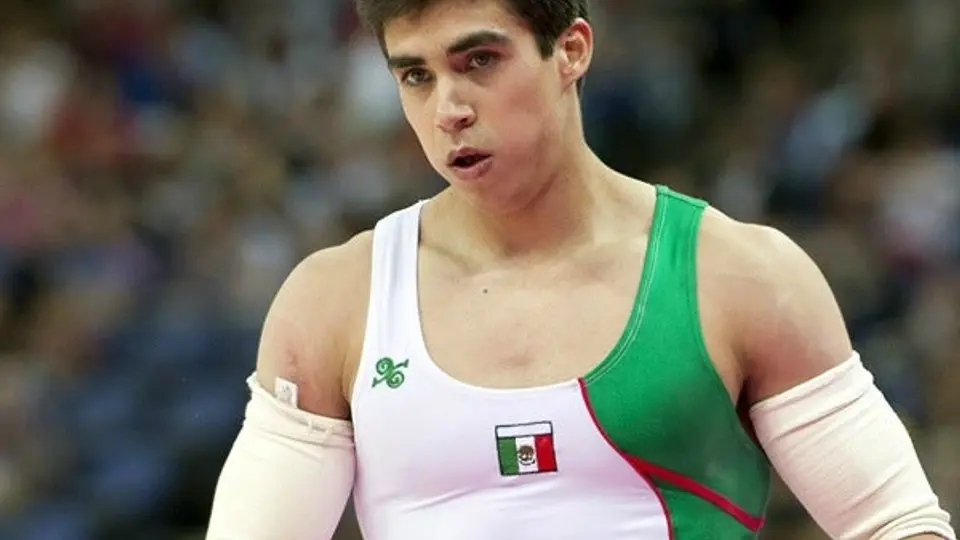 Daniel Corral peleará el podio en Mundial de Gimnasia