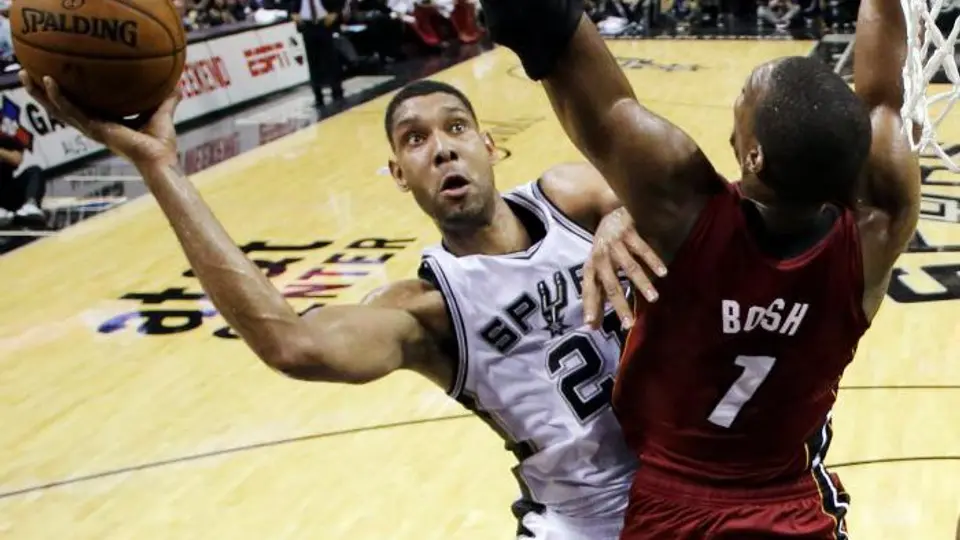 Spurs gana el primer juego de la Final al Heat