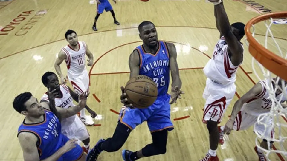 Thunder pone la serie 3-0 ante Rockets