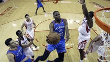 Thunder pone la serie 3-0 ante Rockets
