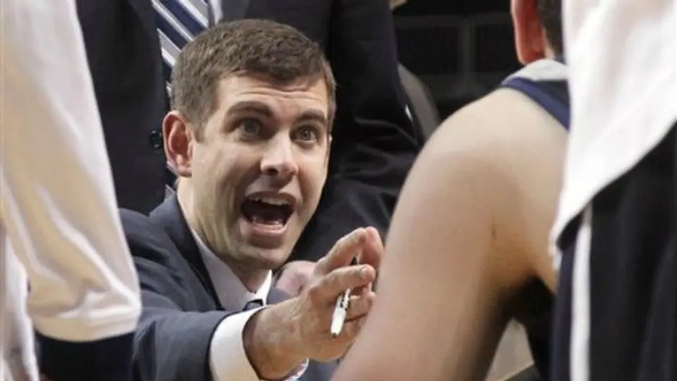 Celtics contrata a 'novato' como técnico