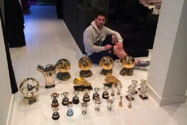 Hermano de Messi se burla de CR7