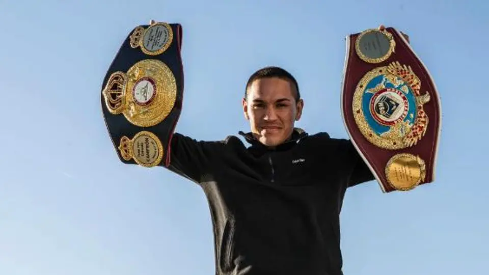 Gallo Estrada, el mejor púgil mexicano del 2013