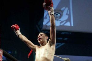 Shane Mosley y Pablo Cano libraron la báscula