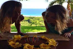 Gisele Bündchen y su gemela celebran su cumpleaños