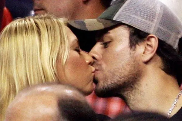 Polémica por supuesta boda de Anna Kournikova y Enrique Iglesias