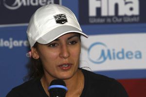 Fallece el padre de Paola Espinosa