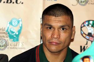 Ponce de León enfrentaría a Gary Russell Jr.