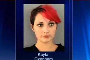 En Florida, mujer marca a sus hijos como ganado