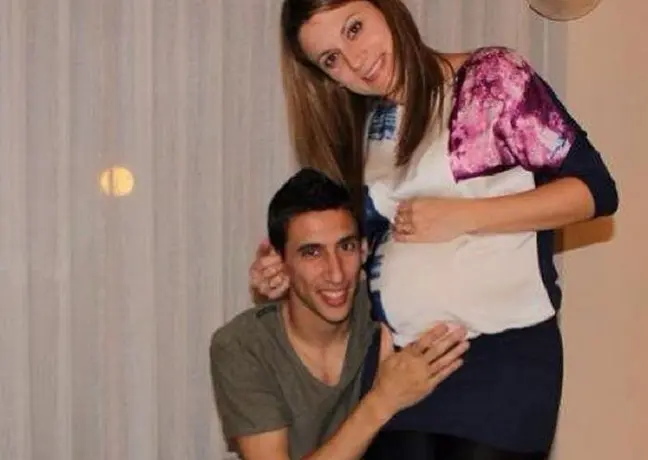 Esposa de Di María sale en defensa del Fideo