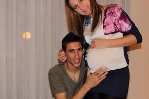 Esposa de Di María sale en defensa del Fideo