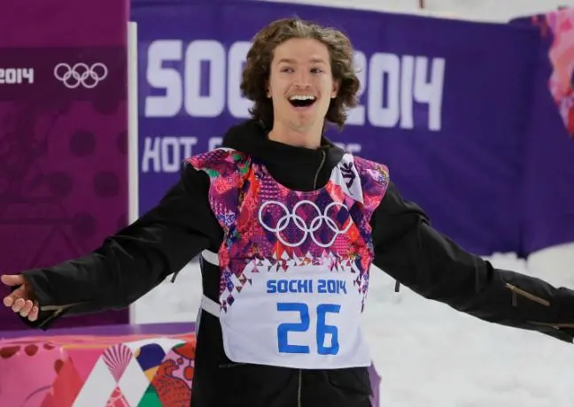 Podladtchikov destrona a Shaun White en snowboard