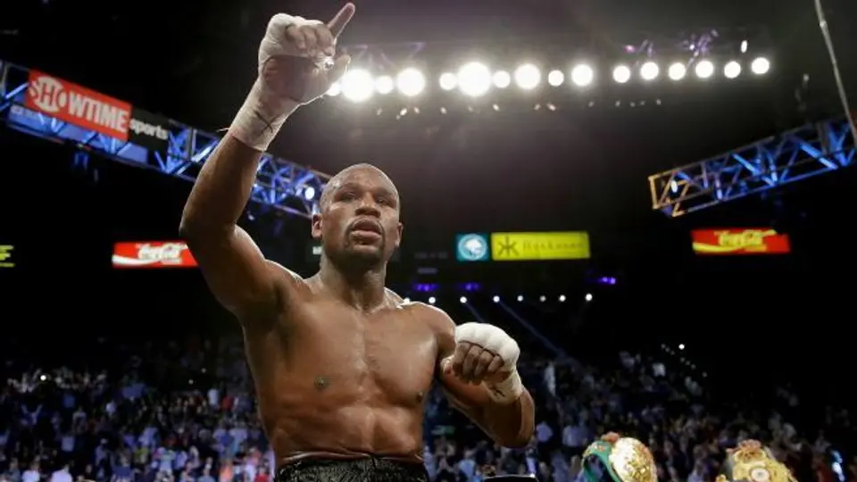 Mayweather confirma a Maidana como su próximo rival
