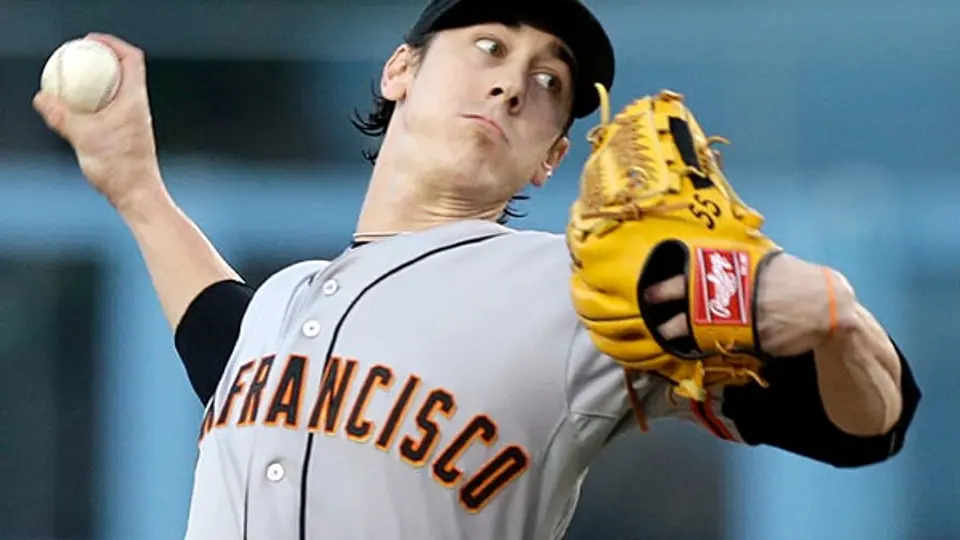 Lincecum renueva por dos años con San Francisco