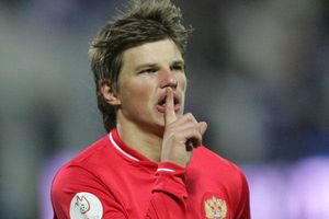 Arshavin, borracho y provocando una pelea