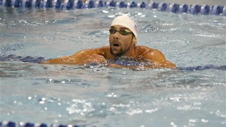 Phelps vuelve a la cima por primera vez tras su adiós