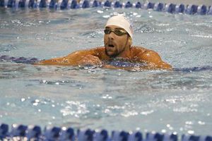 Phelps vuelve a la cima por primera vez tras su adiós