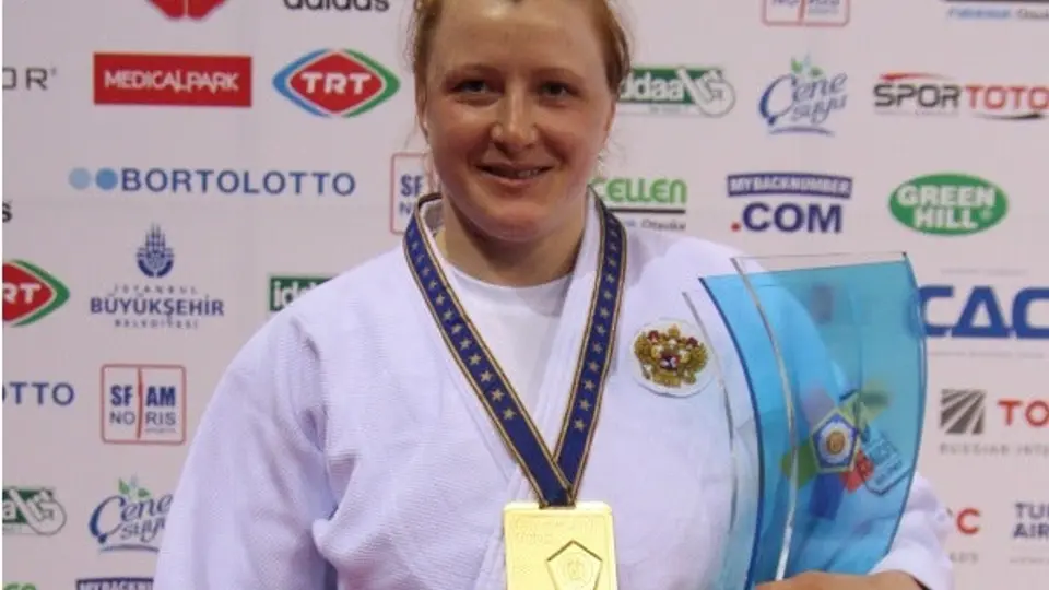 Se suicida campeona de judo Yelena Ivashchenko