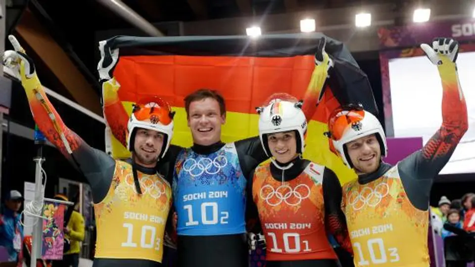 Alemania completa barrida en luge en Sochi
